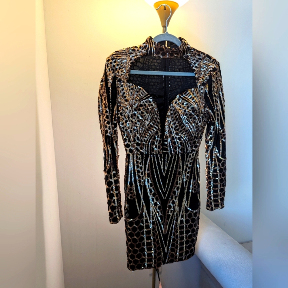 Glitz & Glam Sequin Long-Sleeve Mini